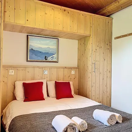 Chanteclair - Aux Pieds, Renove, En-suite Mae-8051 * Les Allues